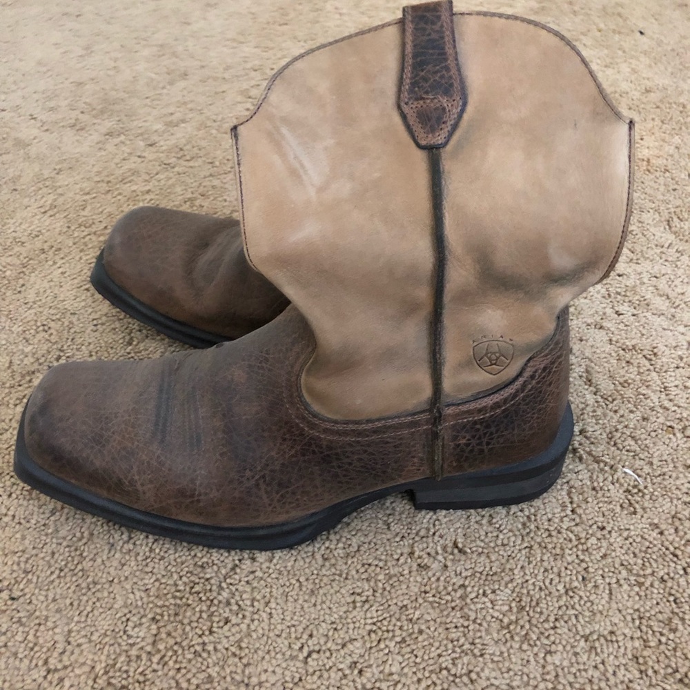Ariat cowboy boots